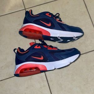 Nike sneakers air max 200 size 7 youth